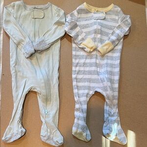 Set of 2 Cloud Island 3-6m one piece